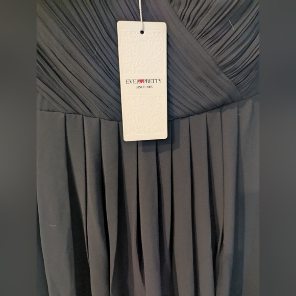 EVER PRETTY Black V Neck Ruffle Sleeve Chiffon Dress Size 20 - Picture 8 of 12